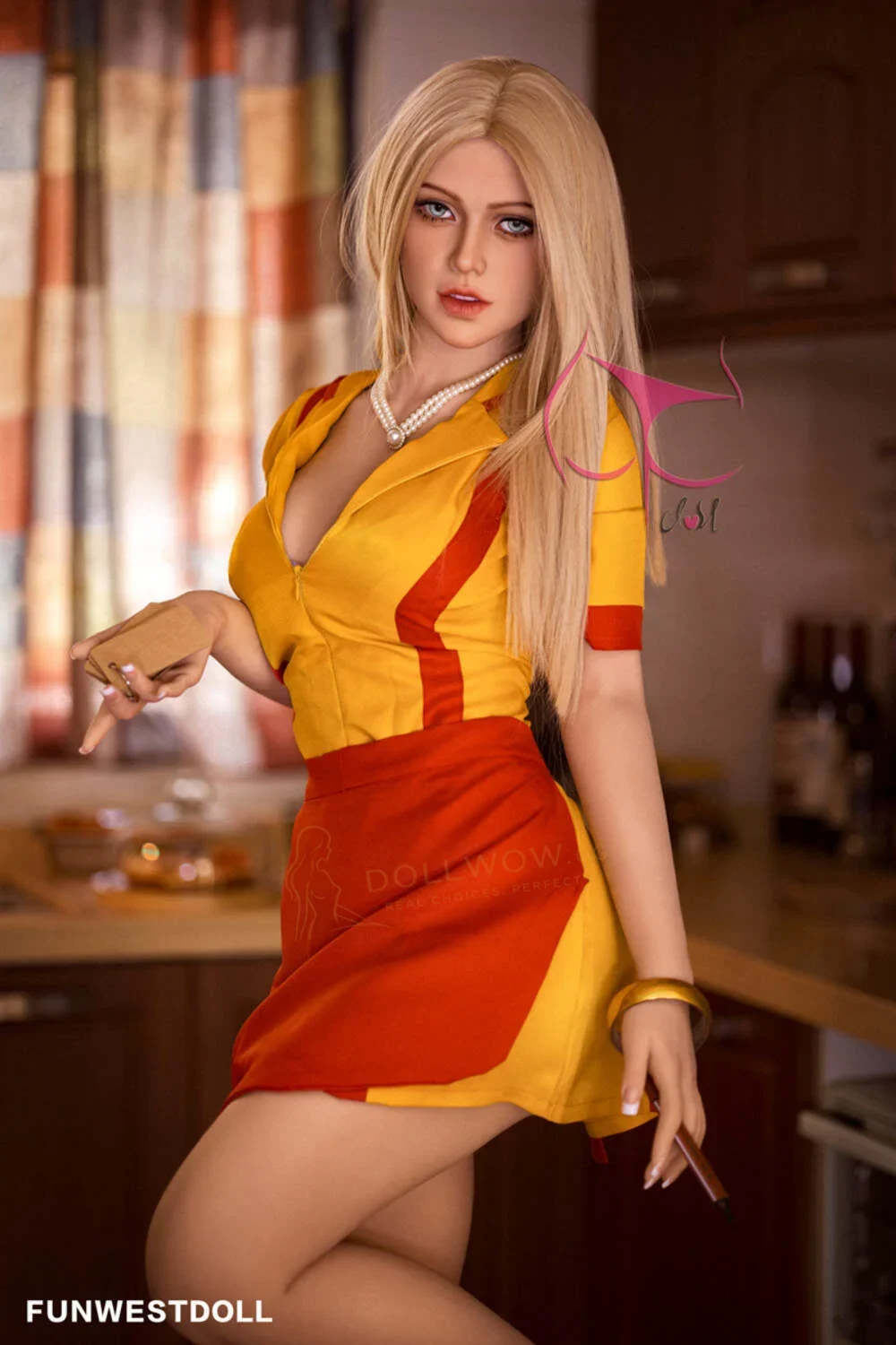 Sophiemina reference photo